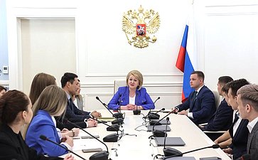 Лилия Гумерова встретилась со студентами из Республики Башкортостан, учащимися в ведущих московских вузах