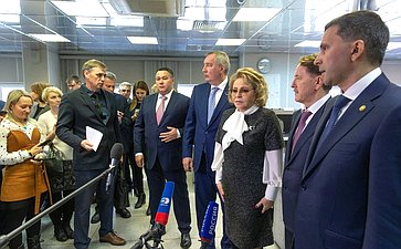 В. Матвиенко посетила Научный центр оперативного мониторинга Земли РКС