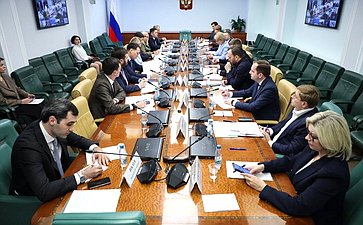 Круглый стол на тему «Законодательное и экономическое обеспечение развития особых экономических зон туристско-рекреационного типа, а также отдельных туристических кластеров»