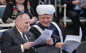 Заседание секции  «Церковь, общество, государство, межрелигиозное сотрудничество» в рамках IV Рождественских парламентских встреч в СФ»