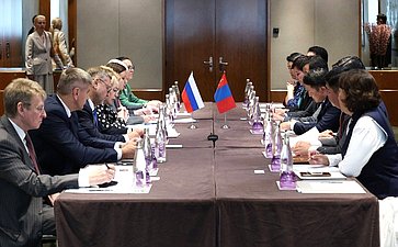 15-й Саммит женщин – председателей парламентов. Встреча Председателя Совета Федерации Валентины Матвиенко с Председателем Великого государственного хурала Монголии Дашзэгвийном Амарбаясгаланом
