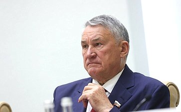 Юрий Воробьев