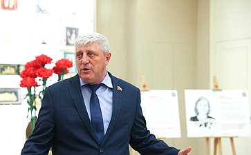 Алексей Наумец