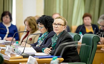 Парламентские слушания на тему «Об общенациональной стратегии развития воспитания в Российской Федерации» Косткина