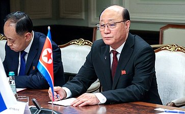 Инна Святенко провела встречу с руководителем группы содействия развитию корейско-российской дружбы в Верховном народном собрании Корейской Народно-Демократической Республики