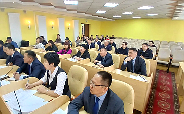 Баир Жамсуев в рамках региональной недели принял участие в заседании организационного комитета по подготовке и проведению первого межрегионального турнира по вольной борьбе «Кубок Единства»