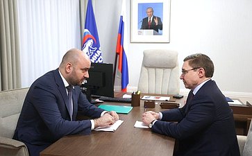 Встреча первого заместителя Председателя Совета Федерации Владимира Якушева с губернатором Самарской области Вячеславом Федорищевым