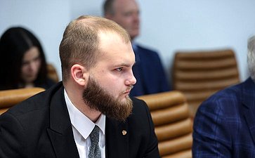 Заседание секции «Цифровая промышленность» Совета по развитию цифровой экономики при СФ «Распространение Российских цифровых платформ и продуктов»