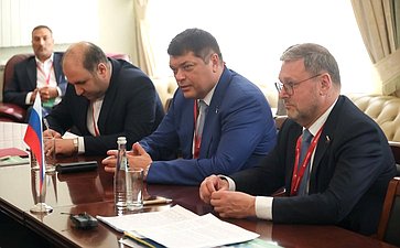 Встреча заместителя Председателя СФ Константина Косачева с Вице-президентом Исламской Республики Иран, руководителем Организации по защите окружающей среды Ирана (фото Фонд Росконгресс)