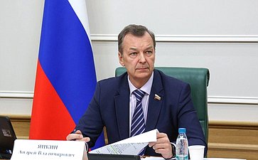 А. Яцкин: Опыт Томского промышленного кластера поможет снять правовые барьеры в сфере внедрения беспилотных технологий