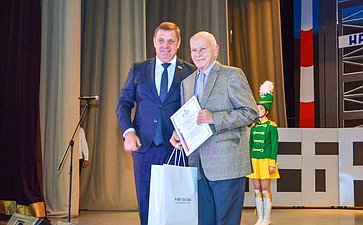 Николай Семисотов принял участие в праздничном мероприятии в честь 70-летия градообразующего предприятия города Михайловки в Волгоградской области