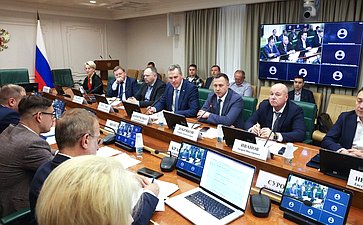 Круглый стол «Первоочередные меры в области развития программ экспериментальных правовых режимов в сфере цифровых инноваций по эксплуатации беспилотных авиационных систем»