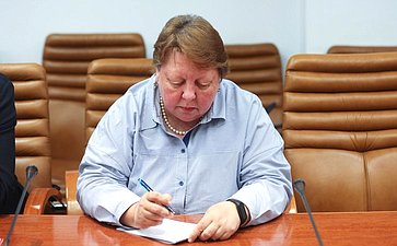 Совещание Комитета СФ по Регламенту и организации парламентской деятельности совместно с Комиссией СФ по мониторингу законодательства РФ
 в сфере государственного контроля (надзора) и муниципального контроля в РФ
