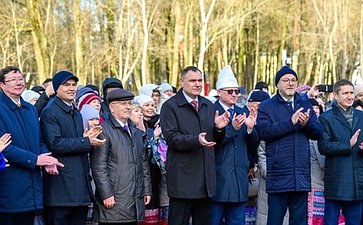 Константин Косачев и Сергей Мартынов приняли в регионе участие в торжествах, посвященных Дню народного единства и Дню Республики Марий Эл