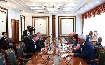 Григорий Карасин провел встречу с постоянным членом делегации Европарламента в Комитете парламентского сотрудничества Россия – ЕС, евродепутатом от Люксембурга Фернаном Картрайзером