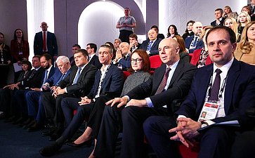 Заместитель Председателя Совета Федерации Николай Журавлев принял участие в церемонии подведения итогов и награждения победителей второго Всероссийского конкурса «Столица финансовой культуры»