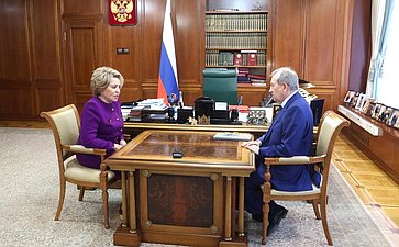 Валентина Матвиенко провела встречу с президентом Российской академии наук Геннадием Красниковым