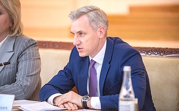 Выездное заседание Комитета СФ по науке, образованию и культуре «Целевое обучение как эффективный механизм подготовки кадров и их закрепления на рынке труда: опыт Смоленской области»