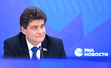 Александр Высокинский