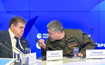 В пресс-центре МИА «Россия сегодня» прошла пресс-конференция по представленному докладу Международного общественного трибунала по преступлениям украинских неонацистов «Пытки российских военнослужащих: свидетельства освобожденных из украинского плена»