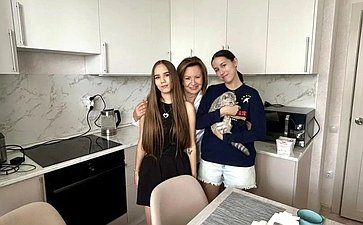 Марина Сидухина проверила качество предоставляемого жилья детям-сиротам в Самарской области