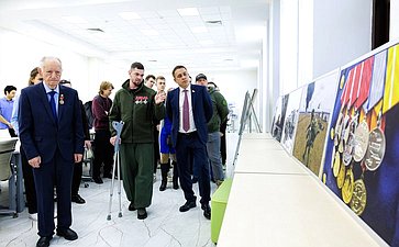 Айрат Гибатдинов представил фотовыставку «Герои Гостомеля» в Тимирязевской академии