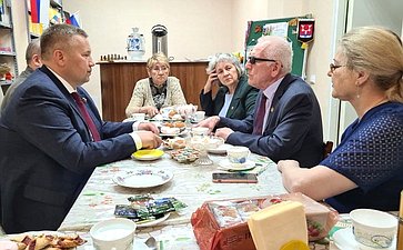 Денис Гусев провел рабочие встречи с руководителями организаций инвалидов Ненецкого АО