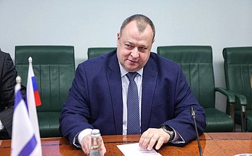 Встреча председателя Комитета СФ по международным делам Григория Карасина с Чрезвычайным и Полномочным Послом Государства Израиль в РФ Александром Бен Цви