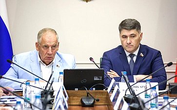 Круглый стол на тему «Обеспечение устойчивого развития арктических поселков и сел»