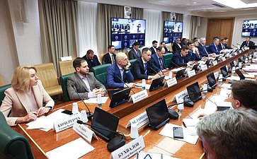 Круглый стол на тему «Пути решения ключевых стратегических задач по производству высоколокализованной конкурентоспособной продукции автомобильной отрасли»