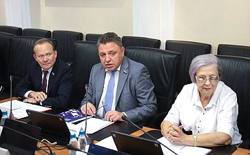 Круглый стол на тему «Качество и безопасность строительных материалов: защита прав потребителей в современных условиях»
