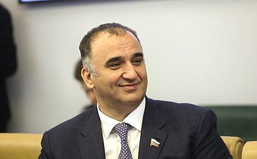 Мохмад Ахмадов