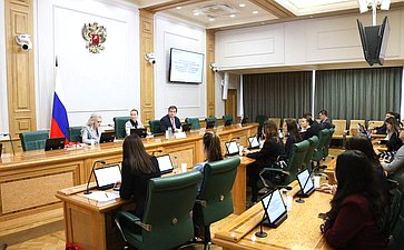 Наталья Никонорова провела встречу с иностранными студентами, проходящими обучение в Российской академии народного хозяйства и государственной службы при Президенте Российской Федерации