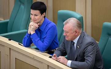Ирина Рукавишникова и Олег Ковалев
