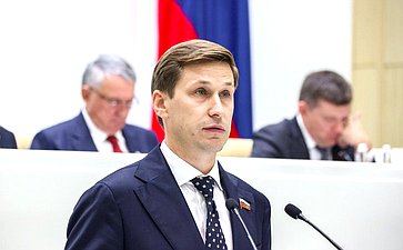 Иван Новиков