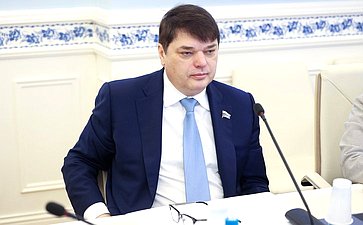 Дмитрий Василенко