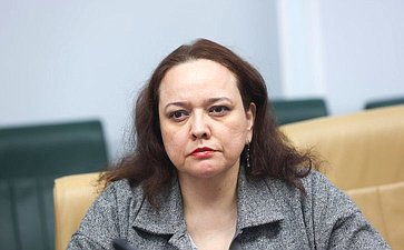 Анна Отке