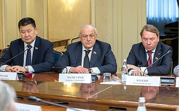 Совместное заседание Комитета СФ по обороне и безопасности и Клуба военачальников РФ, посвященное Дню защитника Отечества