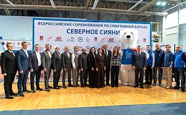 Александр Карелин и Лариса Круглова открыли в Мурманске 51-й Всероссийский турнир по спортивной борьбе «Северное Сияние»