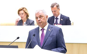 Анатолий Артамонов
