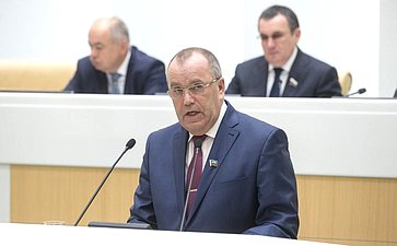Председатель заксобрания Мурманской области С. Дубовой