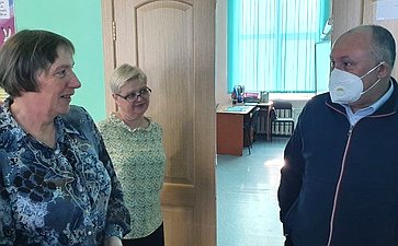 Андрей Базилевский посетил объекты социальной сферы в муниципальном районе имени Лазо