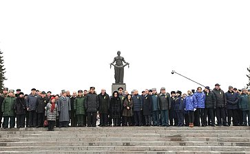 Валентина Матвиенко приняла участие в мероприятиях, посвященных 79-й годовщине полного освобождения Ленинграда от фашистской блокады