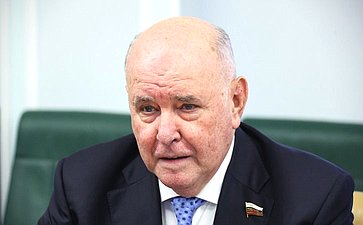 Григорий Карасин