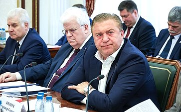 Александр Ярошук