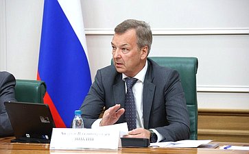 Андрей Яцкин