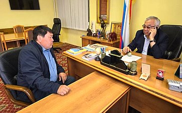 Баир Жамсуев во время рабочей поездки в регион провел прием граждан по личным вопросам в поселке Агинское