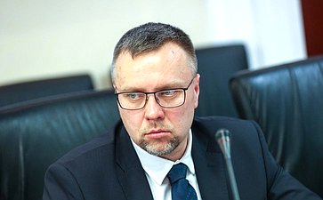Совещание Комитета СФ по аграрно-продовольственной политике и природопользованию «Проблемы и перспективы развития автоматизированной торговли в Российской Федерации – качество воды в розлив»