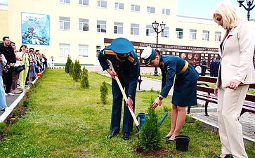 Светлана Кириллова приняла участие в торжественном выпуске молодых офицеров Военной академии радиационной, химической и биологической защиты имени Маршала Советского Союза С. К. Тимошенко