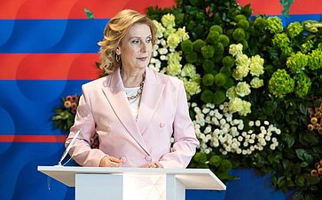Инна Святенко
